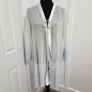 Oscar De La Renta Pastel Blue & White Tie Front Robe
